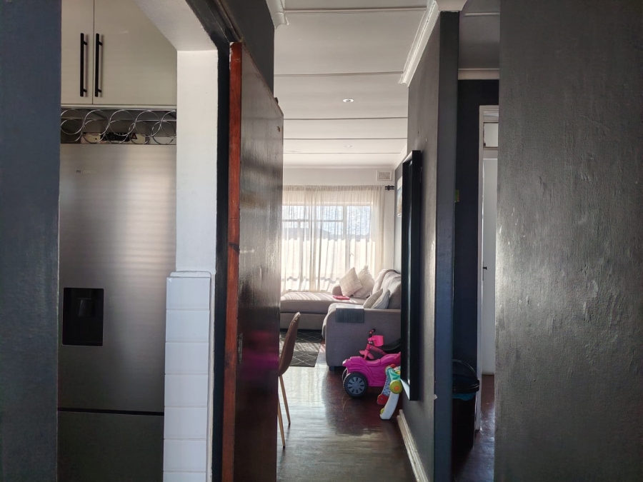 3 Bedroom Property for Sale in Montclair KwaZulu-Natal