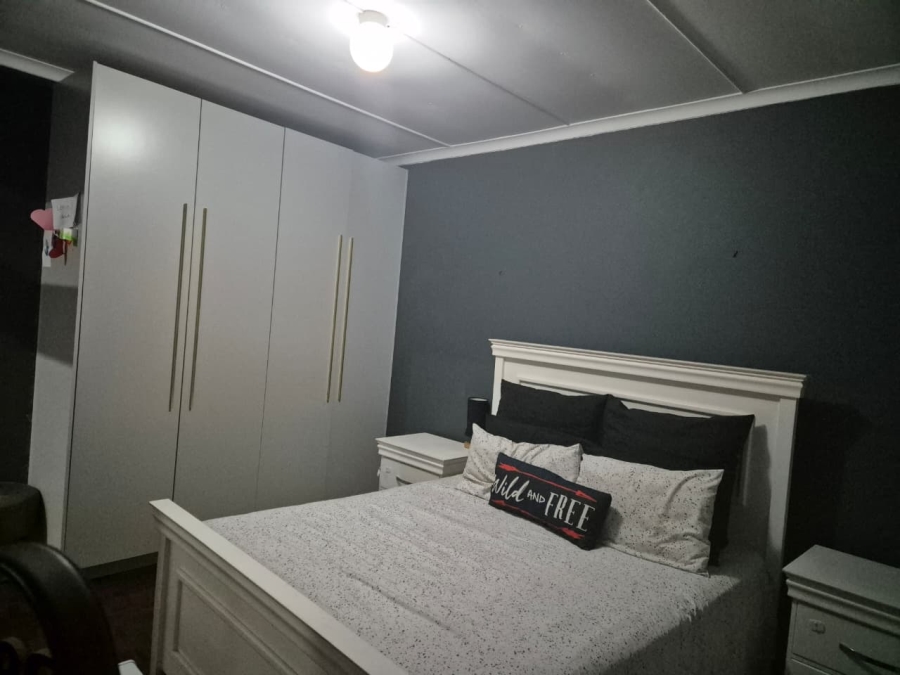 3 Bedroom Property for Sale in Montclair KwaZulu-Natal