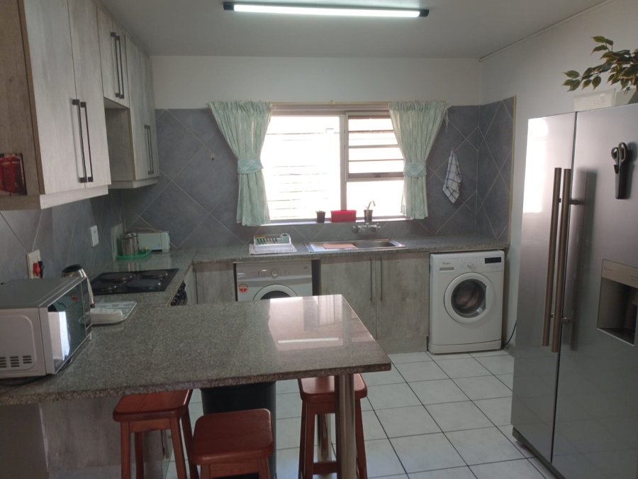To Let 2 Bedroom Property for Rent in Meer En See KwaZulu-Natal