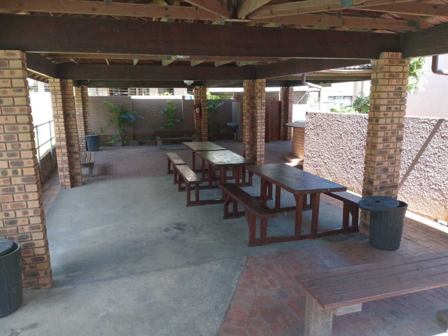 To Let 2 Bedroom Property for Rent in Meer En See KwaZulu-Natal