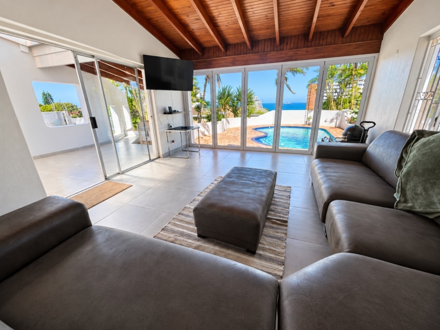 To Let 4 Bedroom Property for Rent in Umhlanga KwaZulu-Natal