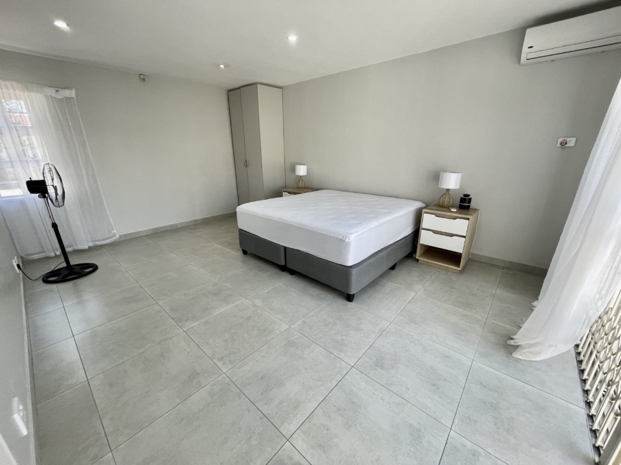 To Let 4 Bedroom Property for Rent in Umhlanga KwaZulu-Natal