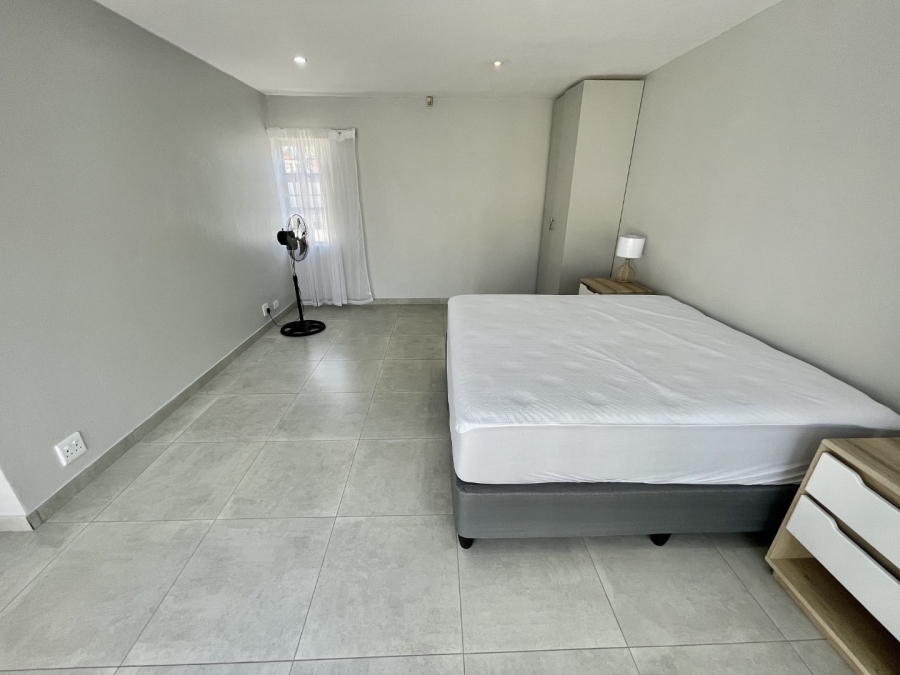 To Let 4 Bedroom Property for Rent in Umhlanga KwaZulu-Natal
