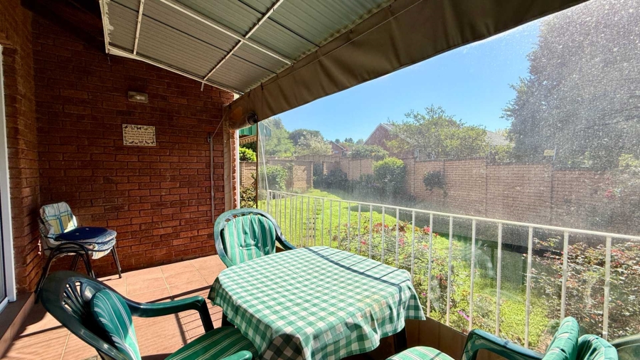 2 Bedroom Property for Sale in Greendale KwaZulu-Natal