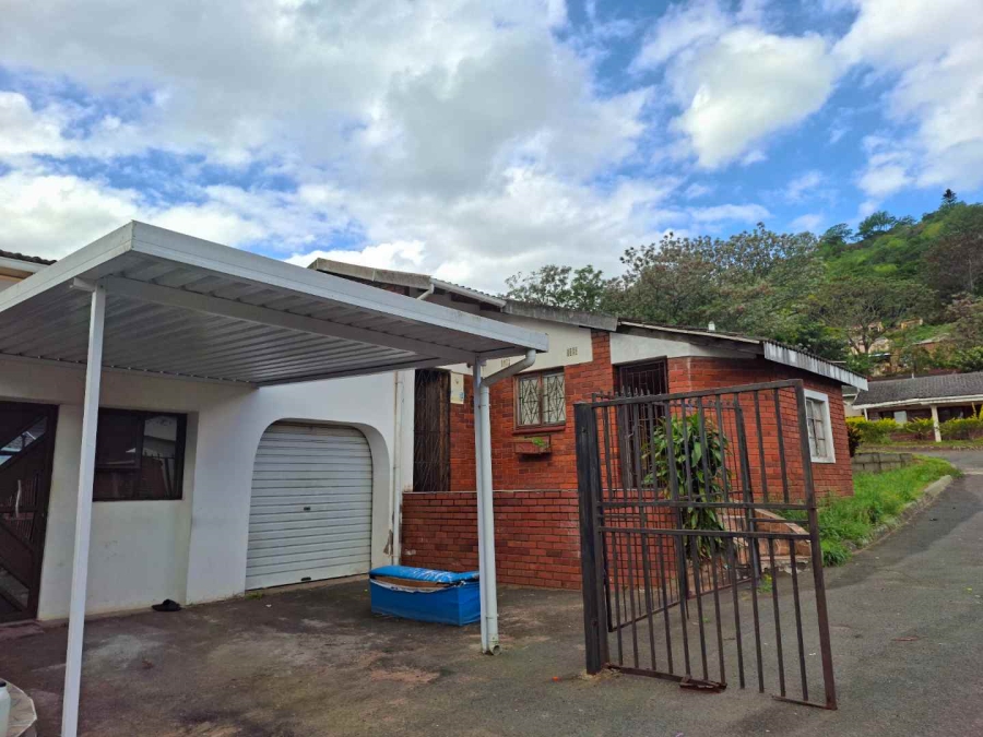 3 Bedroom Property for Sale in Pineview KwaZulu-Natal