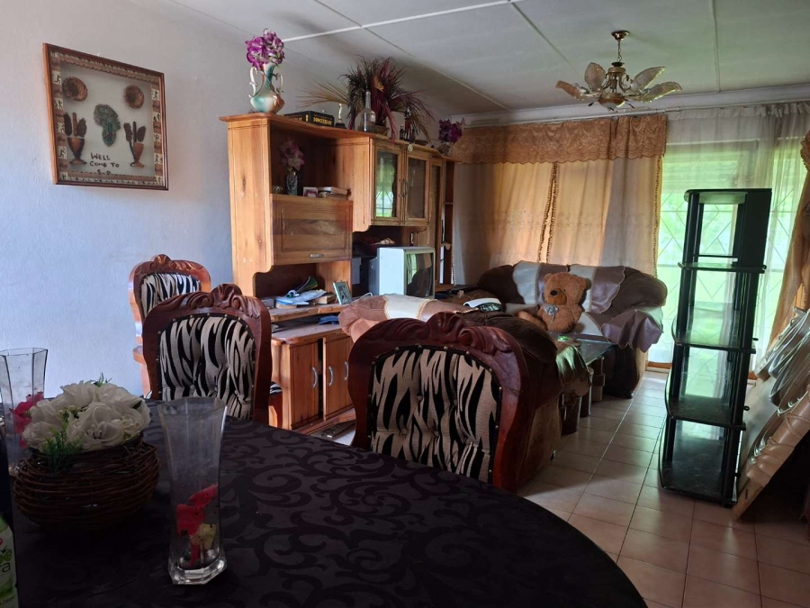 3 Bedroom Property for Sale in Pineview KwaZulu-Natal