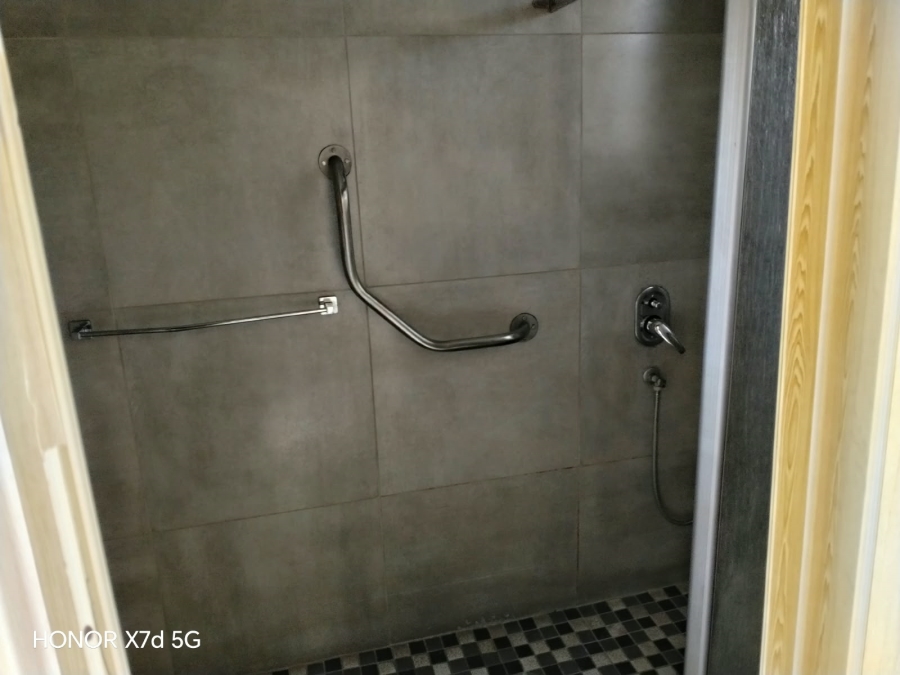 1 Bedroom Property for Sale in Essenwood KwaZulu-Natal