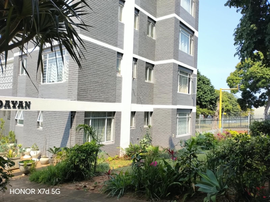 1 Bedroom Property for Sale in Essenwood KwaZulu-Natal