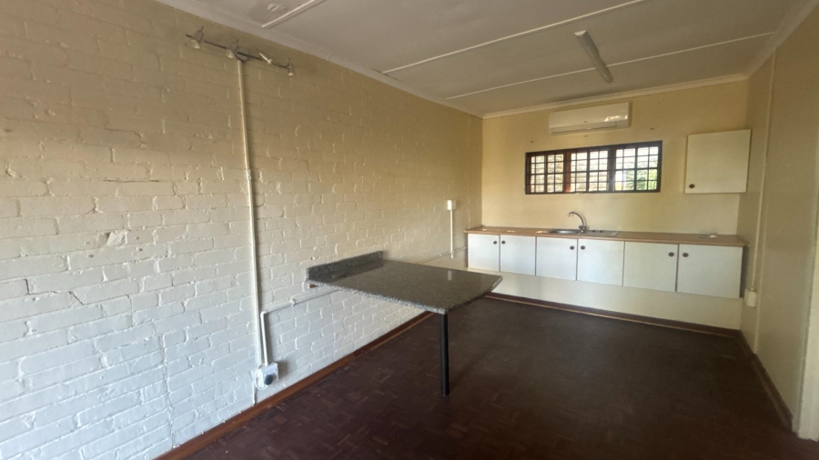 1 Bedroom Property for Sale in Boughton KwaZulu-Natal