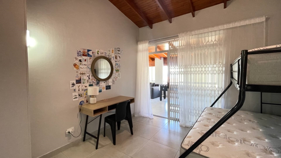 To Let 4 Bedroom Property for Rent in Umhlanga KwaZulu-Natal