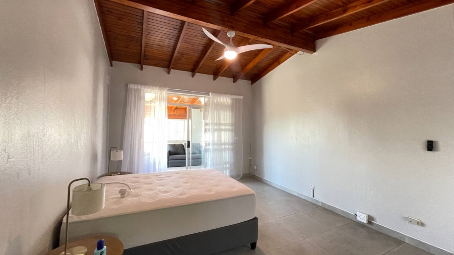To Let 4 Bedroom Property for Rent in Umhlanga KwaZulu-Natal