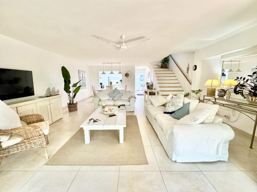 3 Bedroom Property for Sale in Umdloti KwaZulu-Natal
