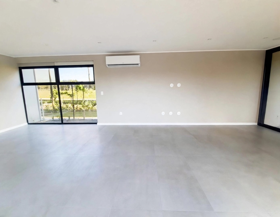To Let 4 Bedroom Property for Rent in Palm Lakes Estate KwaZulu-Natal