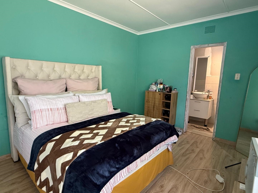 4 Bedroom Property for Sale in Escombe KwaZulu-Natal