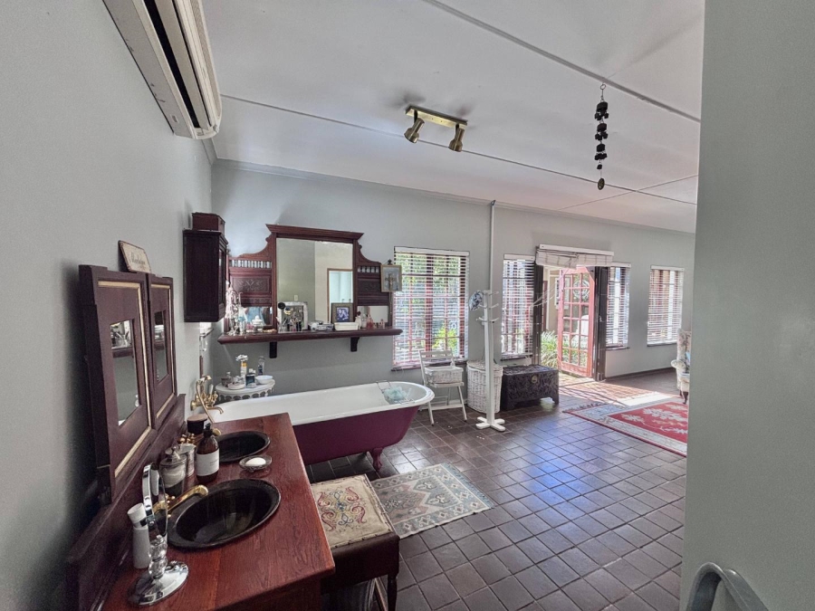3 Bedroom Property for Sale in Chase Valley Heights KwaZulu-Natal