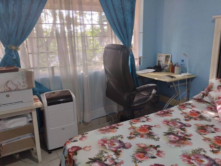 3 Bedroom Property for Sale in Sherwood KwaZulu-Natal