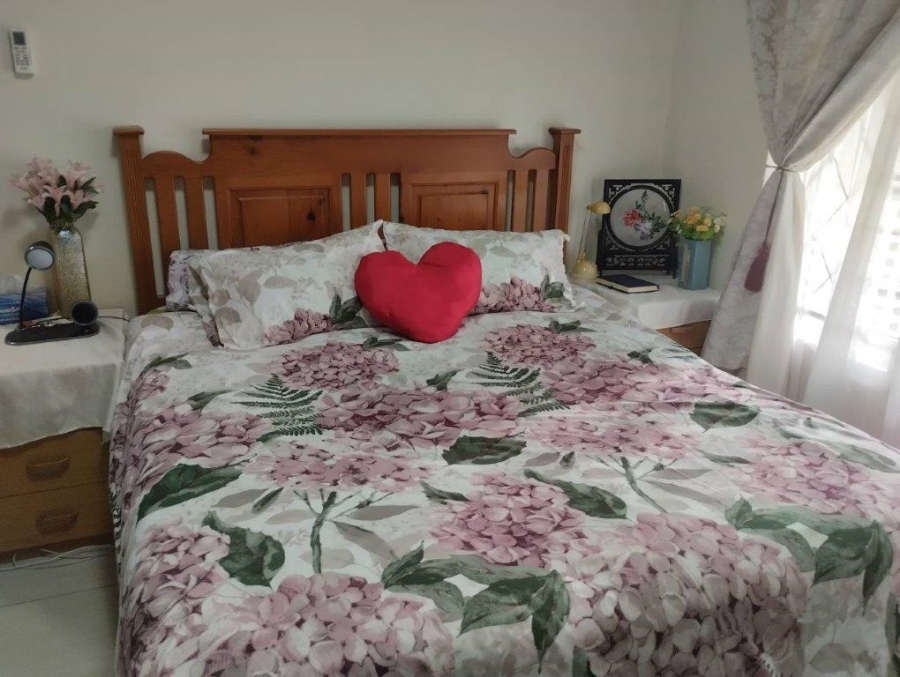 3 Bedroom Property for Sale in Sherwood KwaZulu-Natal