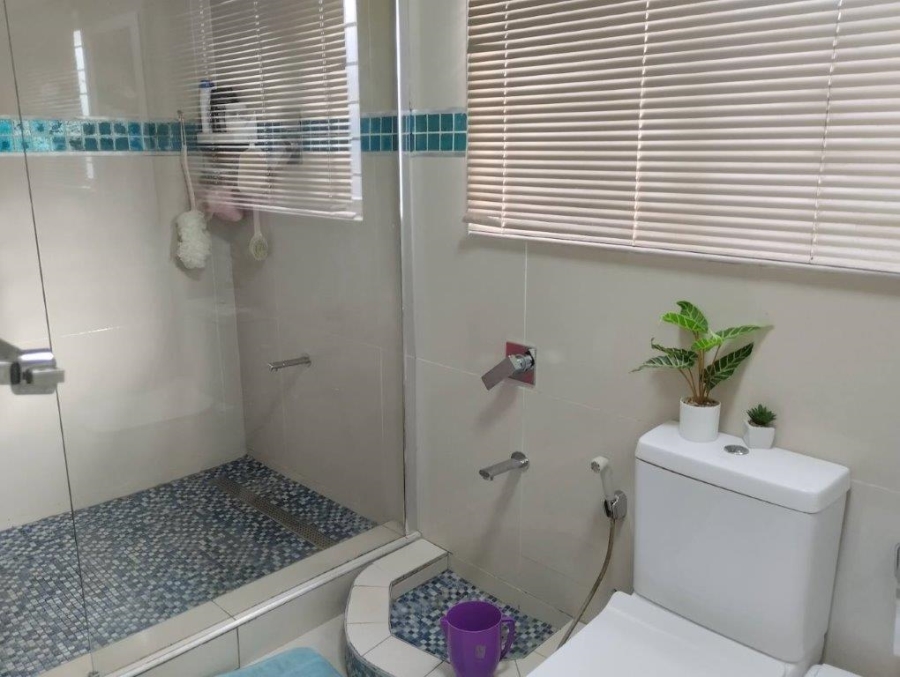 3 Bedroom Property for Sale in Sherwood KwaZulu-Natal
