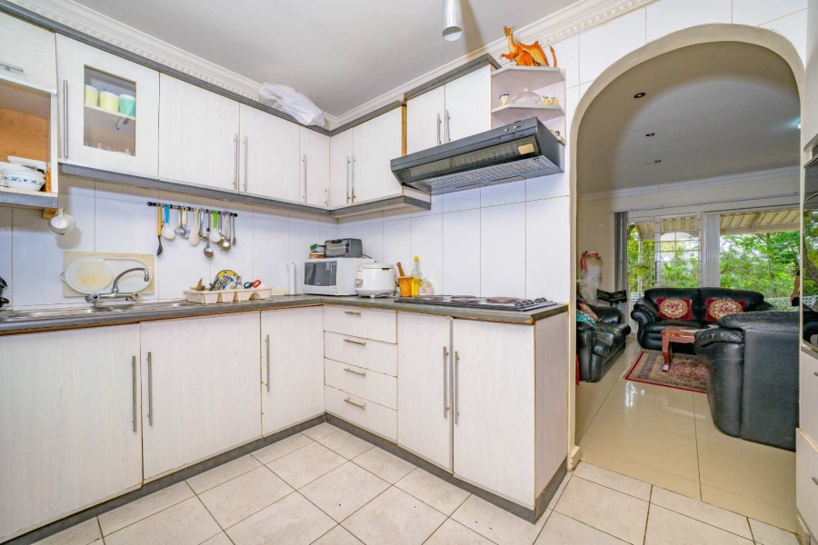 3 Bedroom Property for Sale in Sherwood KwaZulu-Natal