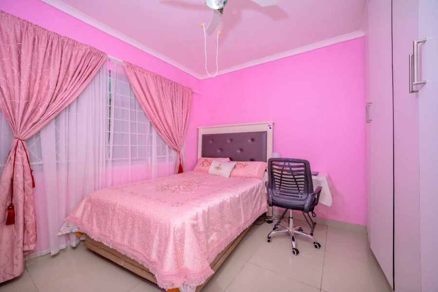 3 Bedroom Property for Sale in Sherwood KwaZulu-Natal