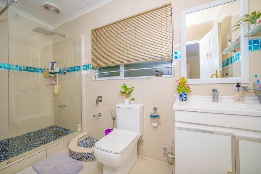 3 Bedroom Property for Sale in Sherwood KwaZulu-Natal