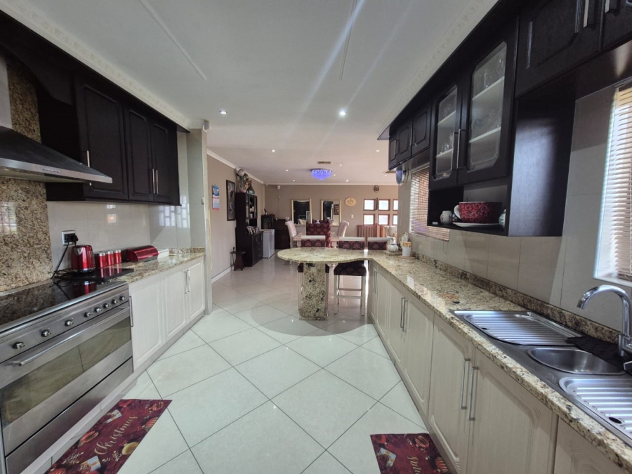 4 Bedroom Property for Sale in Northdene KwaZulu-Natal