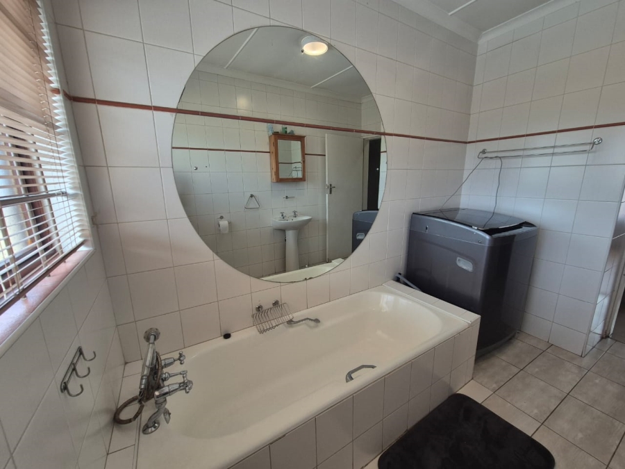 4 Bedroom Property for Sale in Northdene KwaZulu-Natal