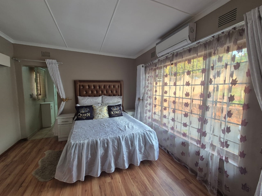 4 Bedroom Property for Sale in Northdene KwaZulu-Natal
