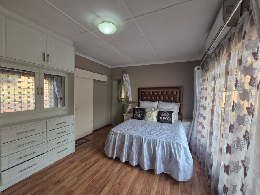 4 Bedroom Property for Sale in Northdene KwaZulu-Natal