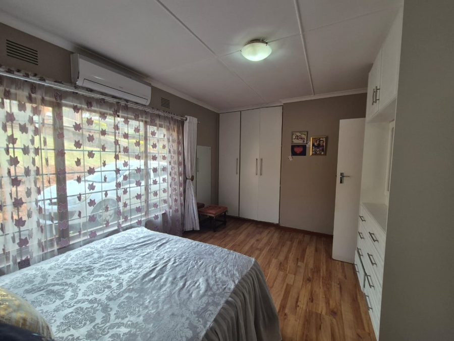 4 Bedroom Property for Sale in Northdene KwaZulu-Natal