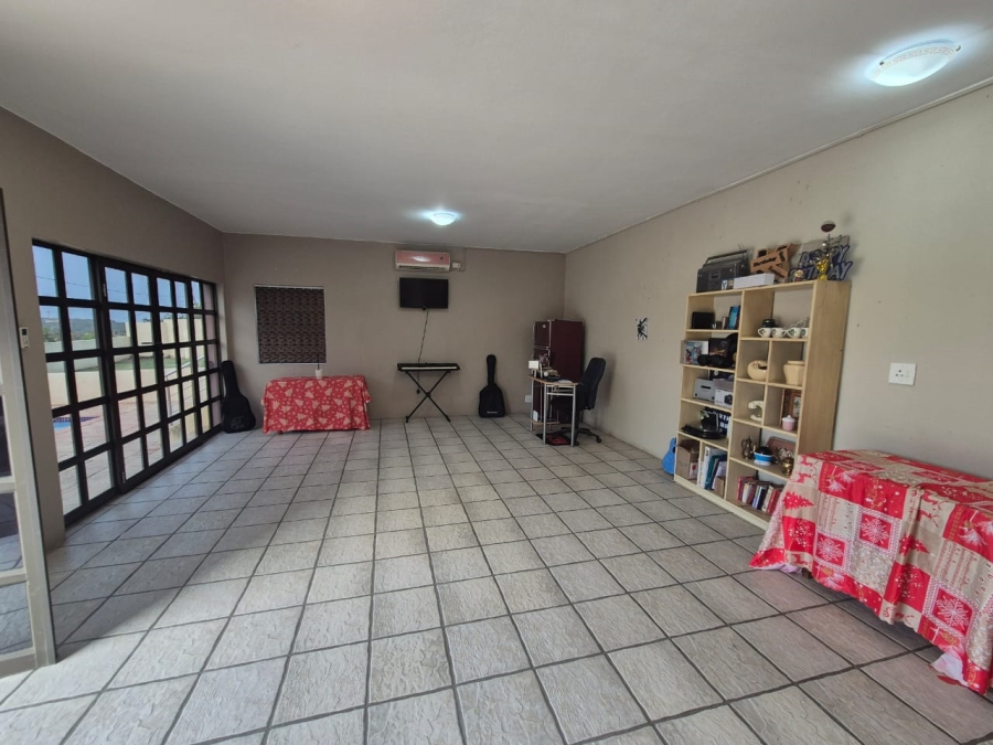 4 Bedroom Property for Sale in Northdene KwaZulu-Natal
