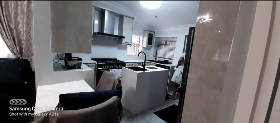 1 Bedroom Property for Sale in Springfield KwaZulu-Natal