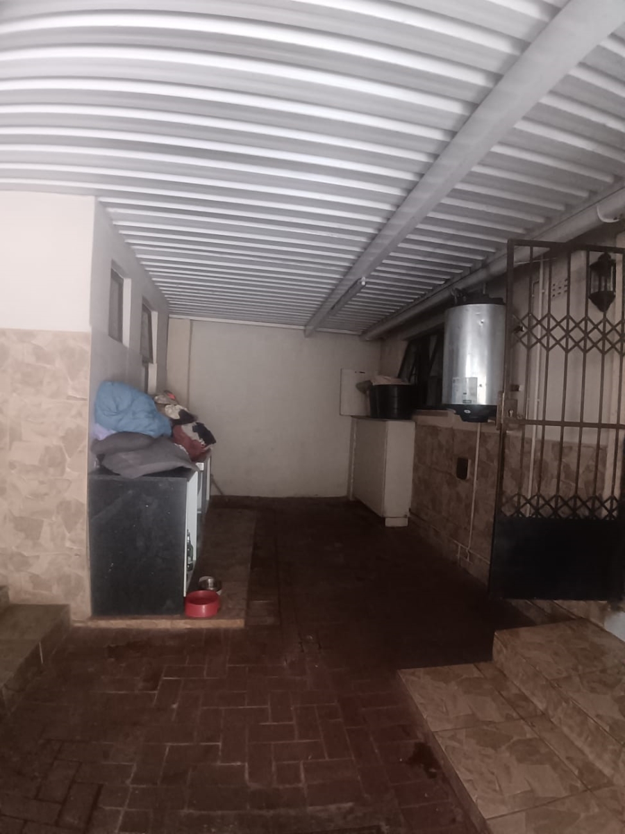 1 Bedroom Property for Sale in Springfield KwaZulu-Natal