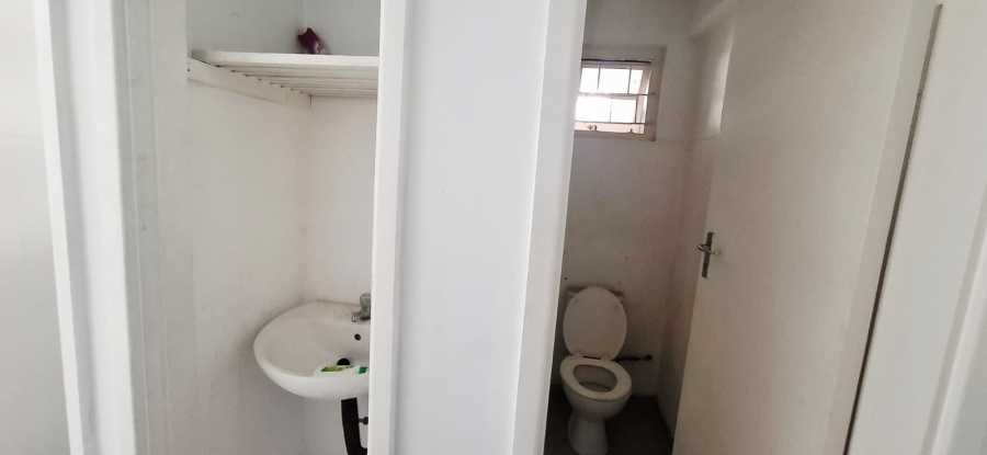 To Let Commercial Property for Rent in Stamford Hill KwaZulu-Natal