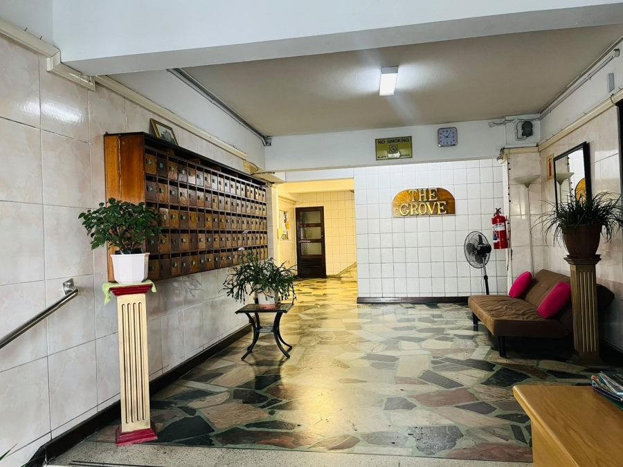2 Bedroom Property for Sale in Durban Central KwaZulu-Natal