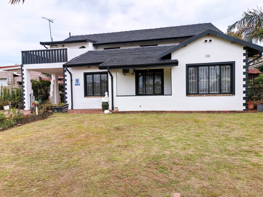 6 Bedroom Property for Sale in Kharwastan KwaZulu-Natal