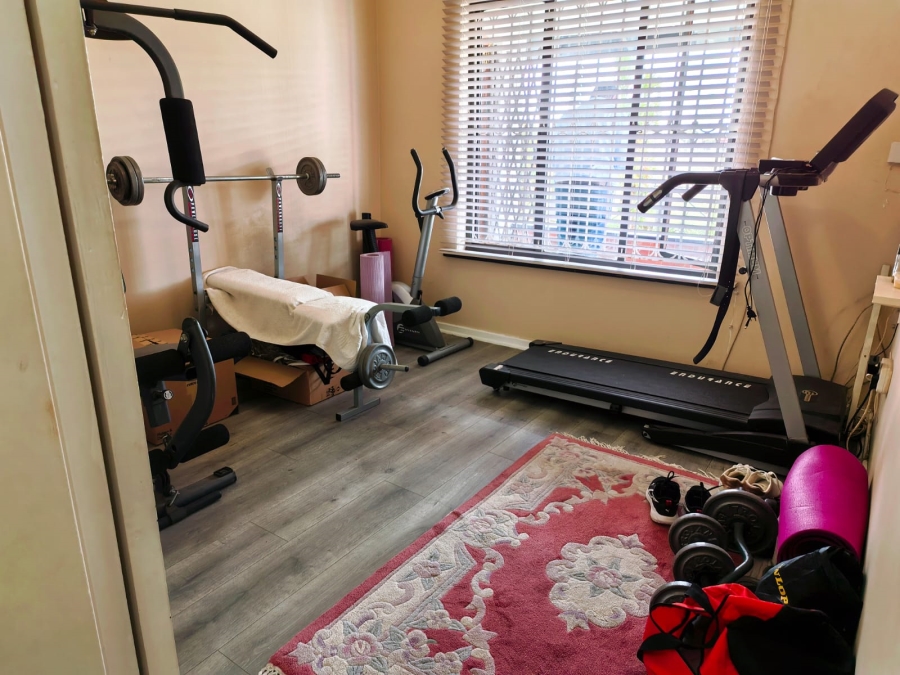 6 Bedroom Property for Sale in Kharwastan KwaZulu-Natal