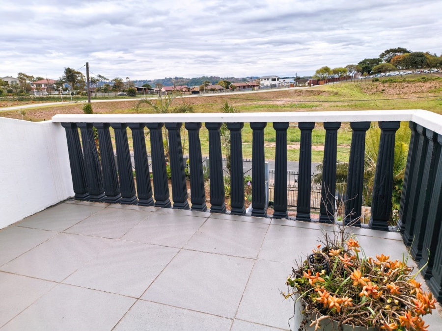 6 Bedroom Property for Sale in Kharwastan KwaZulu-Natal
