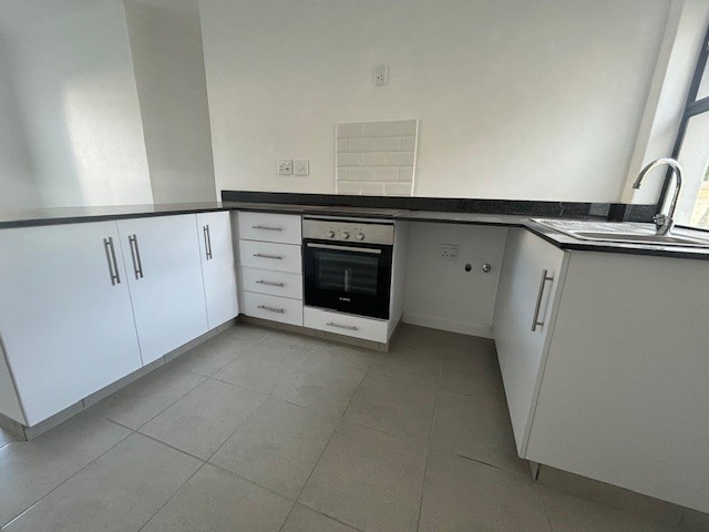 To Let 2 Bedroom Property for Rent in Waterfall KwaZulu-Natal