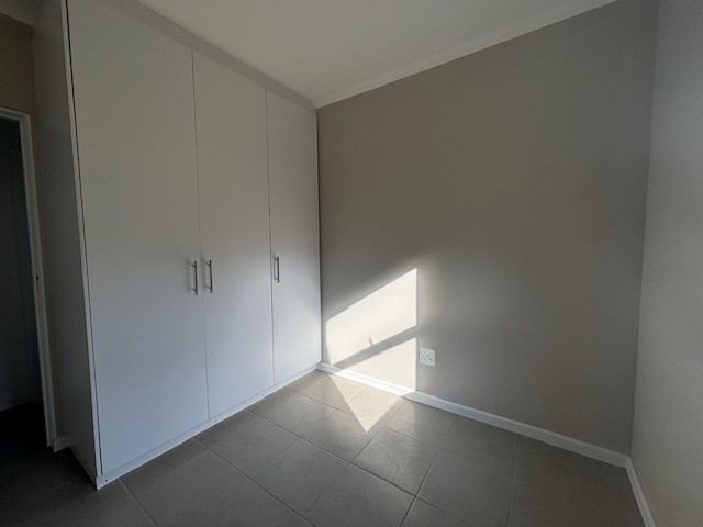 To Let 2 Bedroom Property for Rent in Waterfall KwaZulu-Natal