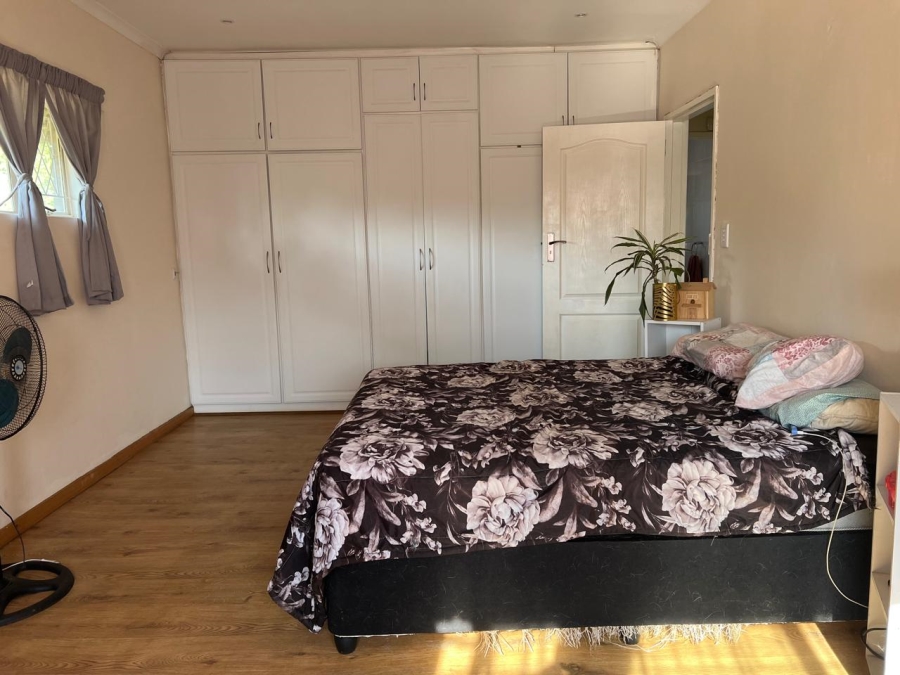 2 Bedroom Property for Sale in Greendale KwaZulu-Natal