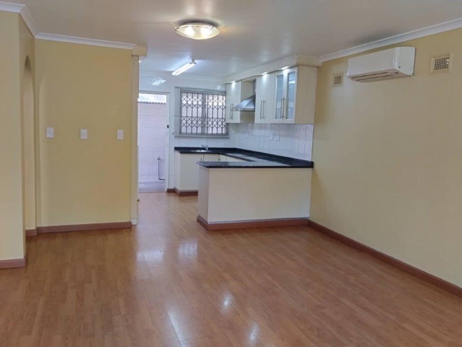 2 Bedroom Property for Sale in Sherwood KwaZulu-Natal