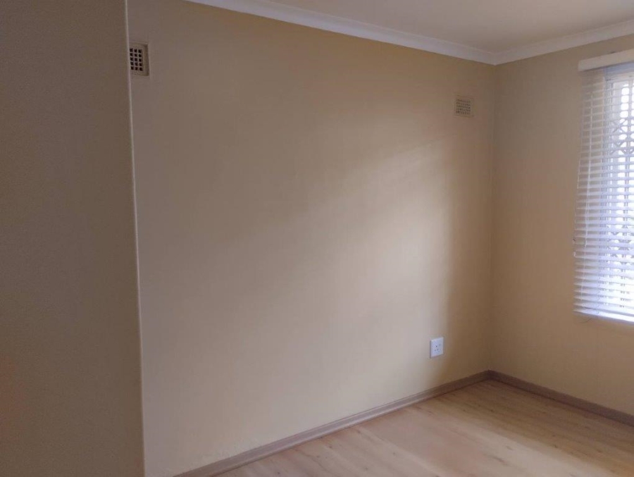 2 Bedroom Property for Sale in Sherwood KwaZulu-Natal