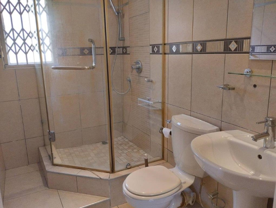 2 Bedroom Property for Sale in Sherwood KwaZulu-Natal