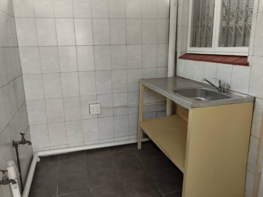 2 Bedroom Property for Sale in Sherwood KwaZulu-Natal