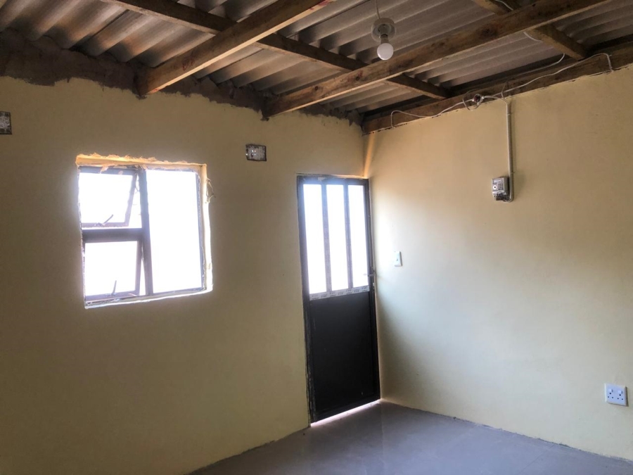To Let 1 Bedroom Property for Rent in Umlazi U KwaZulu-Natal