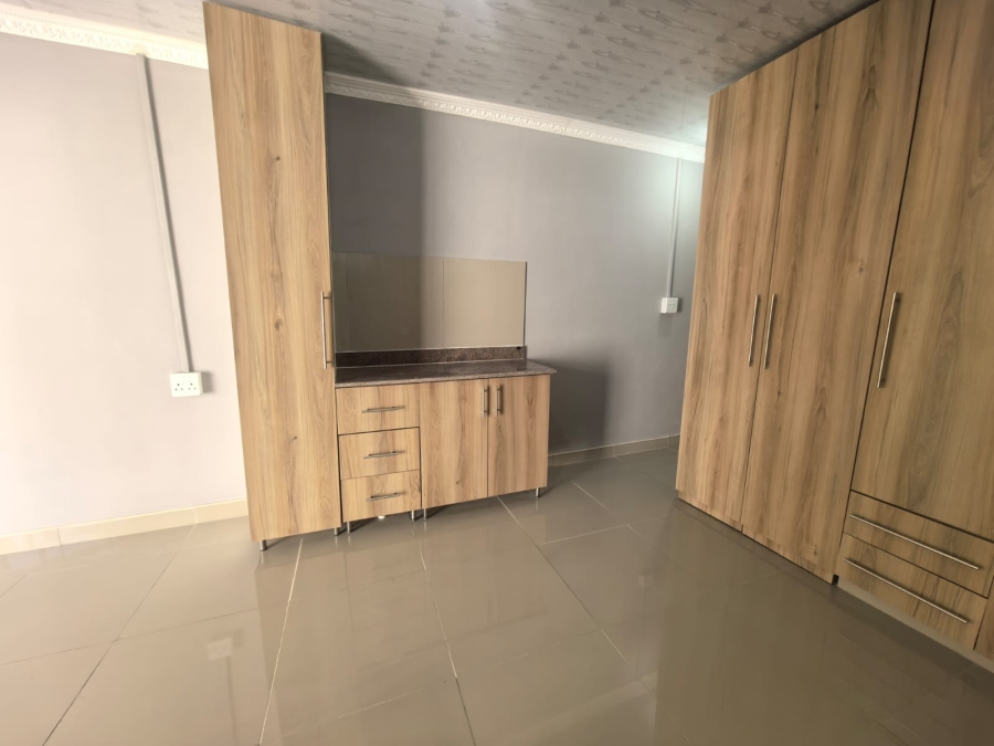 To Let 1 Bedroom Property for Rent in Northdene KwaZulu-Natal