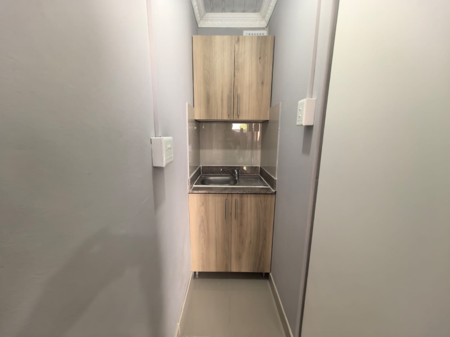 To Let 1 Bedroom Property for Rent in Northdene KwaZulu-Natal