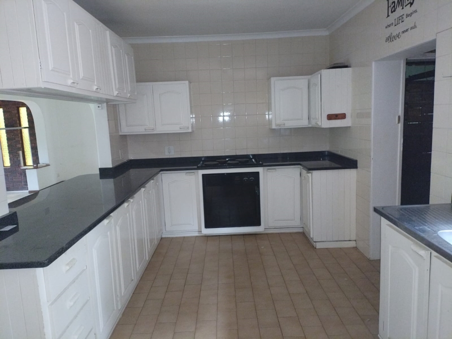 3 Bedroom Property for Sale in Glen Hills KwaZulu-Natal
