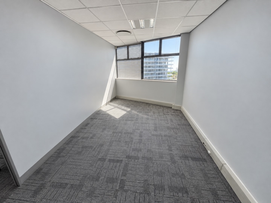 To Let Commercial Property for Rent in Umhlanga Ridge KwaZulu-Natal